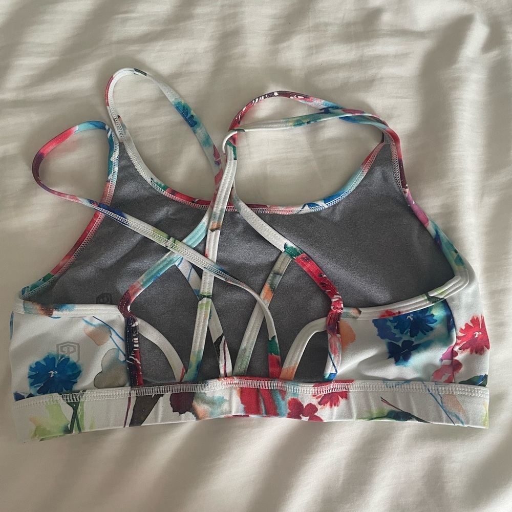 Sports bra
